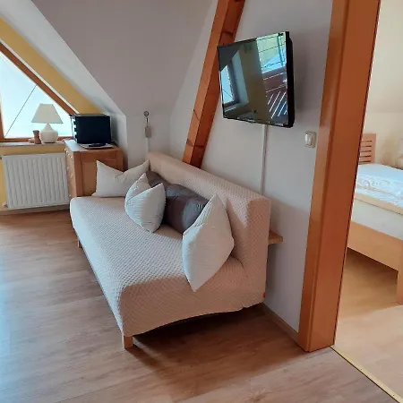 Anna'S Home - Ferienwohnungen Ratsch an der Weinstrasse Exterior photo