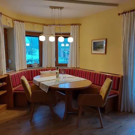Anna'S Home - Ferienwohnungen Ratsch an der Weinstrasse Room photo